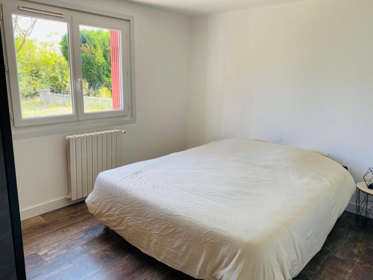 Appartement T3 Independant, Calme A Ustaritz Εξωτερικό φωτογραφία